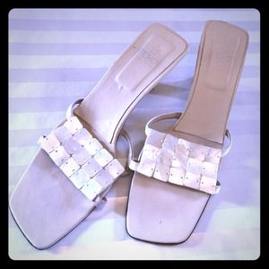 🎀 💯% Authentic mother-of-pearl FENDI heels! 🎀