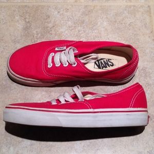 ❌Vans red size 7 gently used great condition