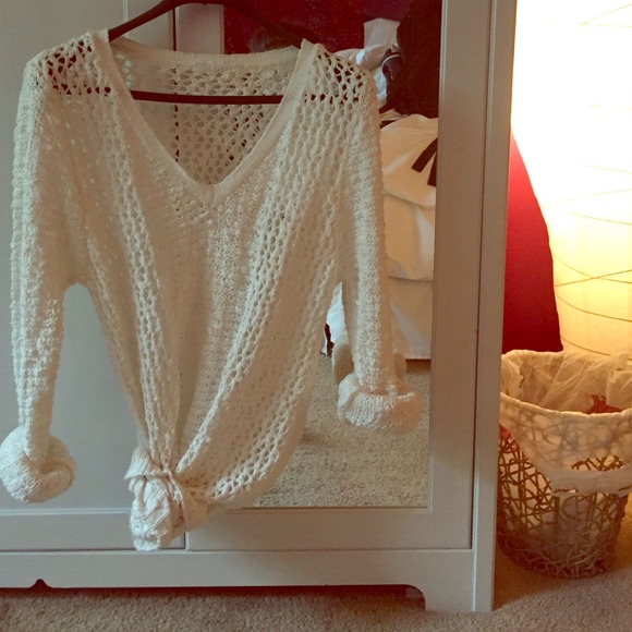 Loose Knit White Sweater