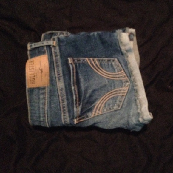 Hollister short shorts size 3