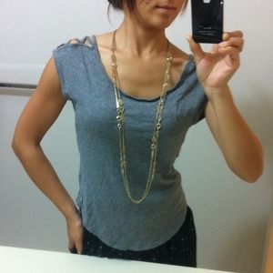 💕Grey guess tops XS💕