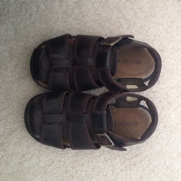 ❗️Sold❗️ Stride Rite brown sandles