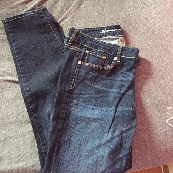 American Eagle skinny jeans