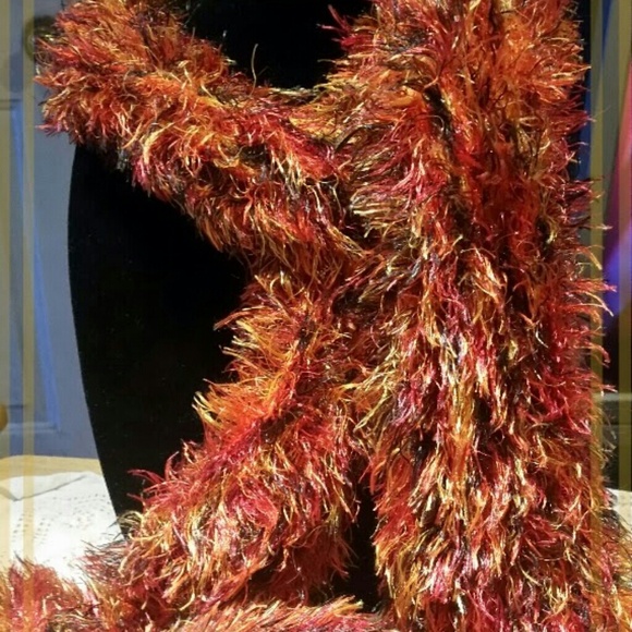 . Accessories - BEAUTIFUL MULTICOLORED WARM FALL SCARF~NWOT