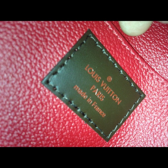 SOLD !!! Louis Vuitton Cosmetic bag. - Picture 3 of 4