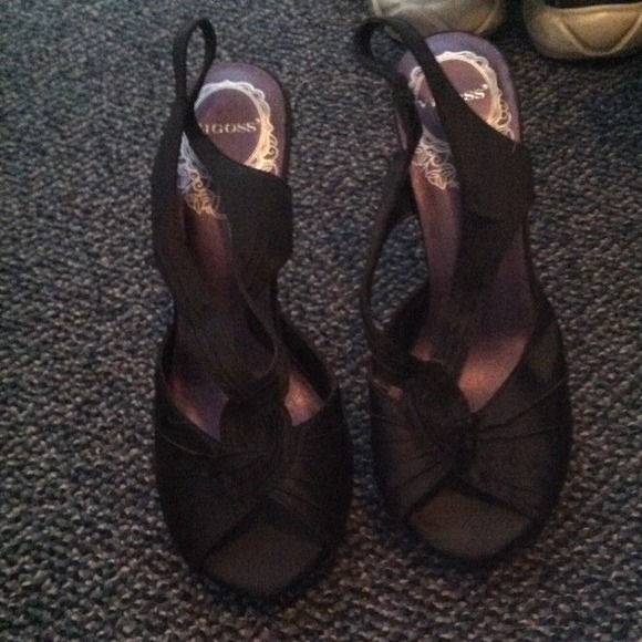 Black dress heels
