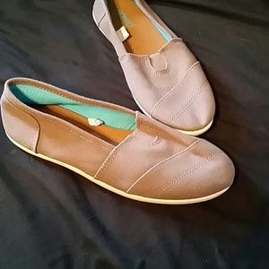 Brand new gray shoes!