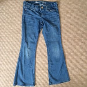 🔥SALE🔥American Eagle Jeans  size 4 short
