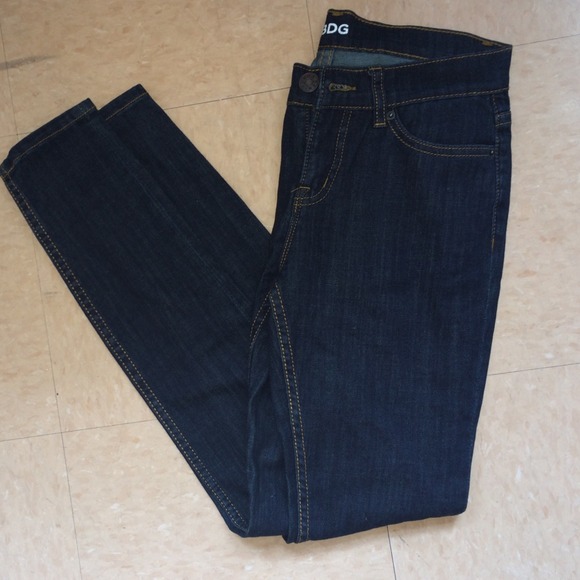 Urban Outfitters BDG Mid-rise twig ankle denim