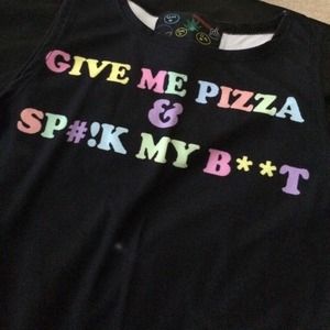 Omighty crop top give me pizza and spank my butt