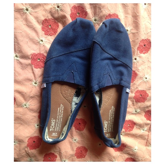 TOMS NAVY BLUE