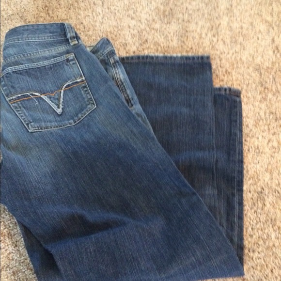 Levan Diesel jeans.    w 34. L 30