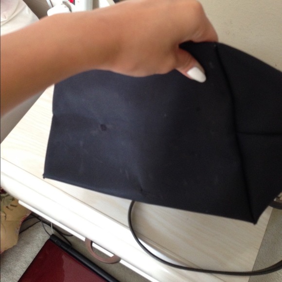 ⛔️SOLD⛔️ Large Longchamp - Picture 2 of 4