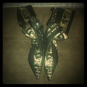 Red Bottom Apple Bottom boots (rare) size 10