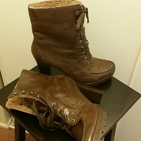 Brown short boots