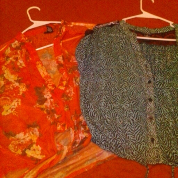 Bundle two city girl tops