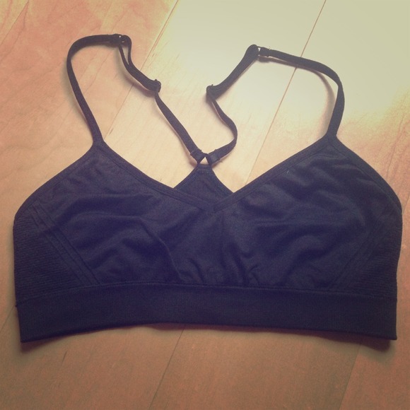 Pink seamless sports bra!