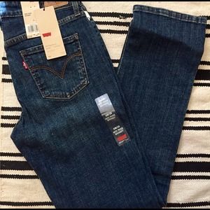 NWT! Levi's Skinny Jeans
