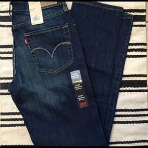 NWT! Levi's Skinny Jeans