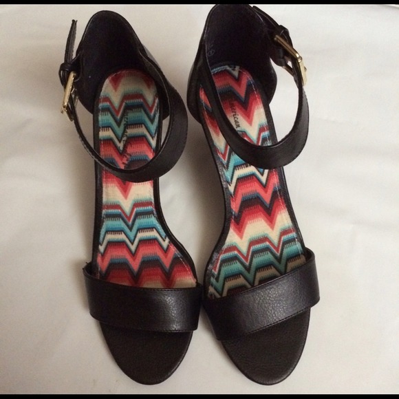 Two strap black wedge heels