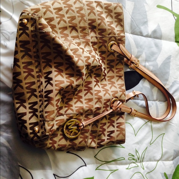 Authentic Michael Kors tote