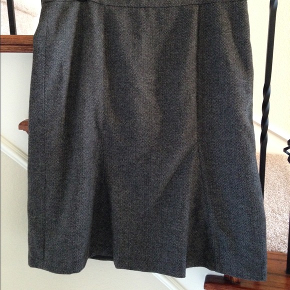 ❌SOLD❌Ann Taylor Herringbone Skirt