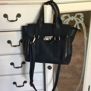 Dark Green Handbag (Pashli Inspired?)