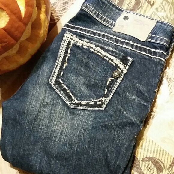 🚫SOLD🚫Silver Jeans
