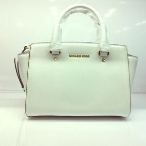 Michael Kors Medium Patent Leather Selma