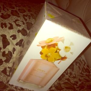 Daisy Marc Jacobs Perfume