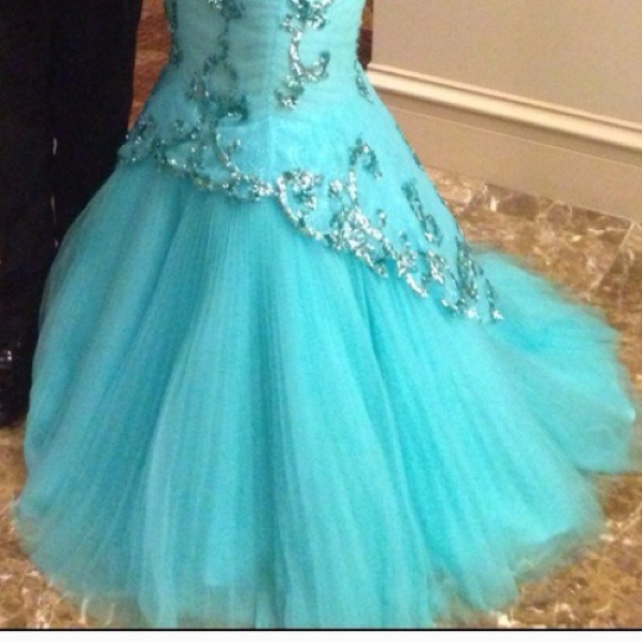 SHERRY HILL MERMAID DRESS - Picture 3 of 4