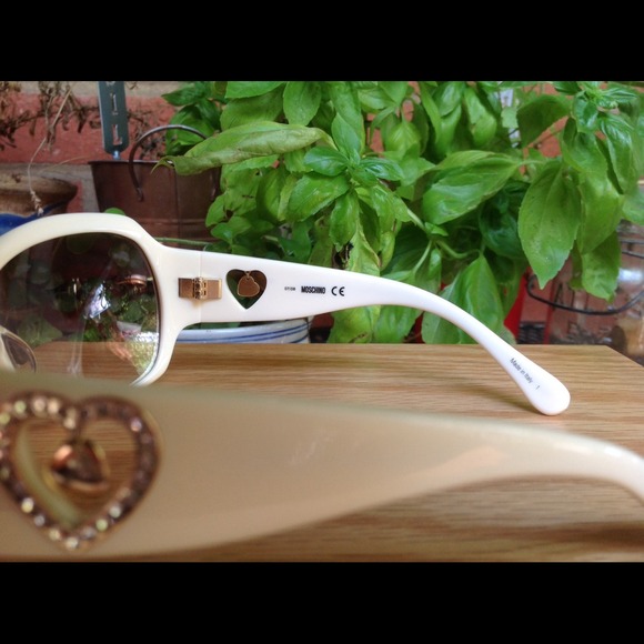 Moschino Sunglasses main image 4