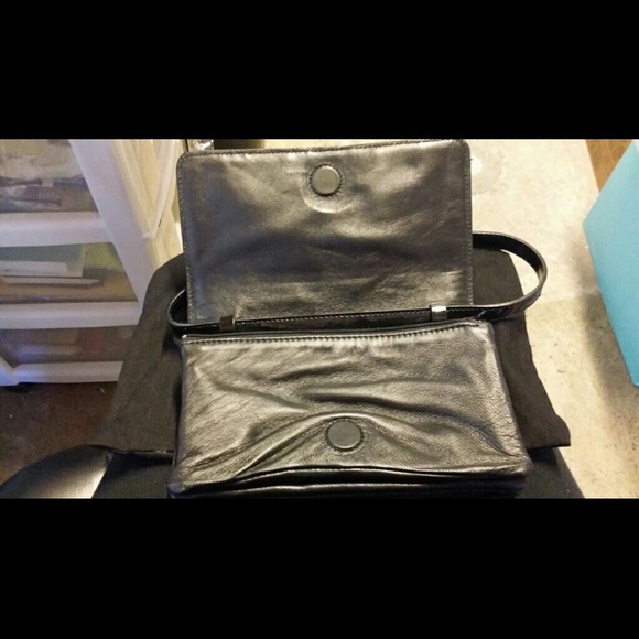 Emporio Armani handbag with dustbag - Picture 3 of 4