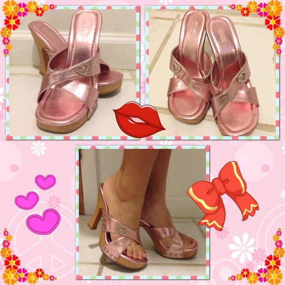 😉SALE😁Pink wooden heels 😍