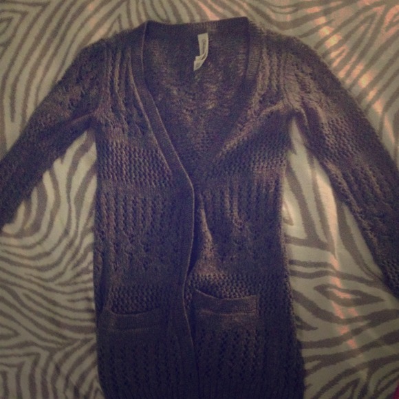 Selling this cute gray cardigan!