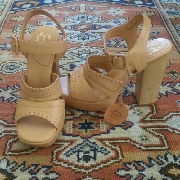 Shoes - KORK EASE Heels