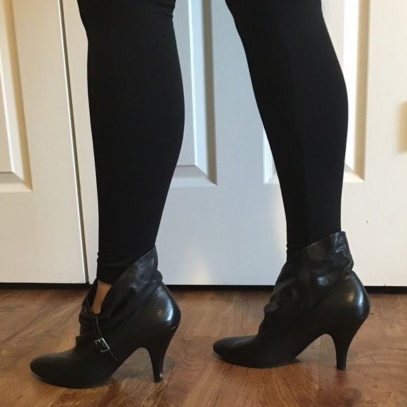 Nine West Black Leather Booties