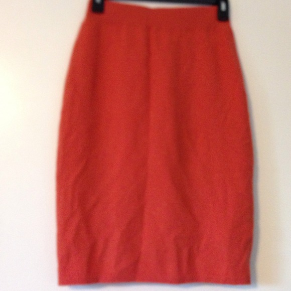 United Colors Of Benetton Dresses & Skirts - Beatiful orange pencil skirt NWOT