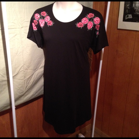 Asos curve rose print short sleeved swing dress