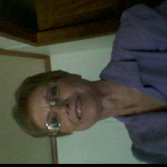 Meet your seller. - Picture 4 of 4