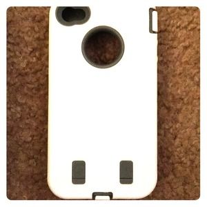 Silicone and Hardcase iPhone 4S Case.