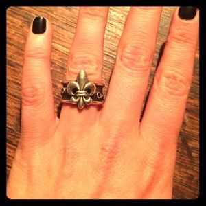 Fleur de Lis ring