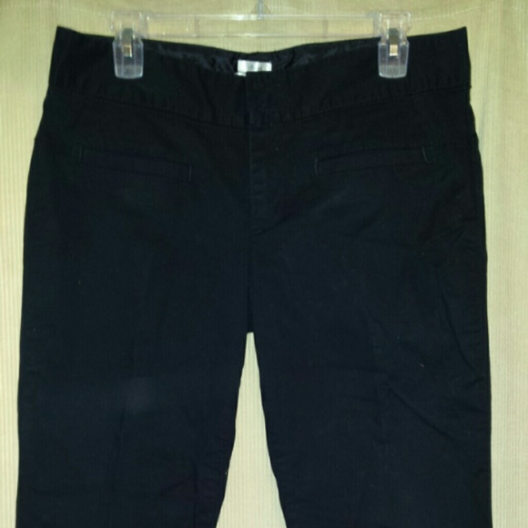 Black Capri pant