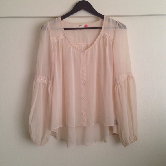 🚫SOLD🚫Sheer beige button up blouse