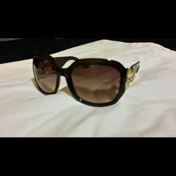 Gucci glasses