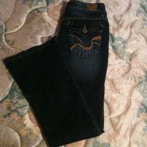 Dark blue hipster flair jeans
