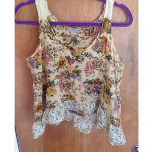 Floral crop top
