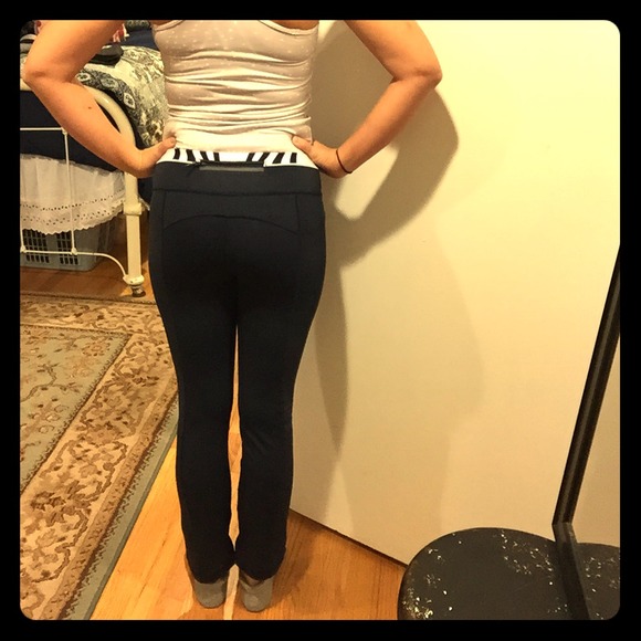 SOLD Lululemon PYB (I think....) pants Sz 4