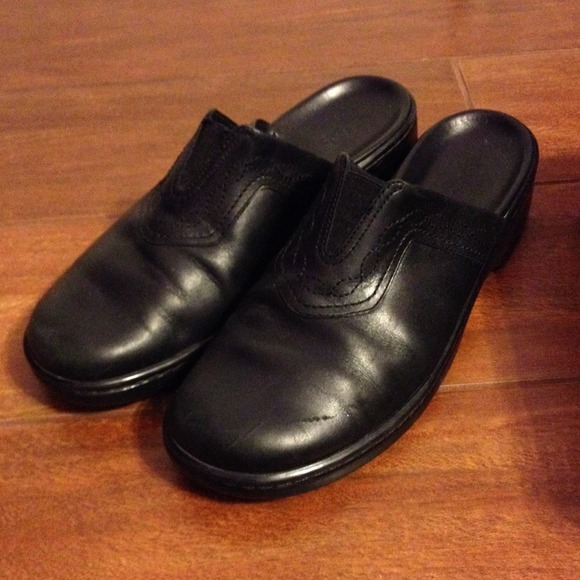 NWOT Clark's slides