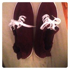 H&M High top maroon sneakers!